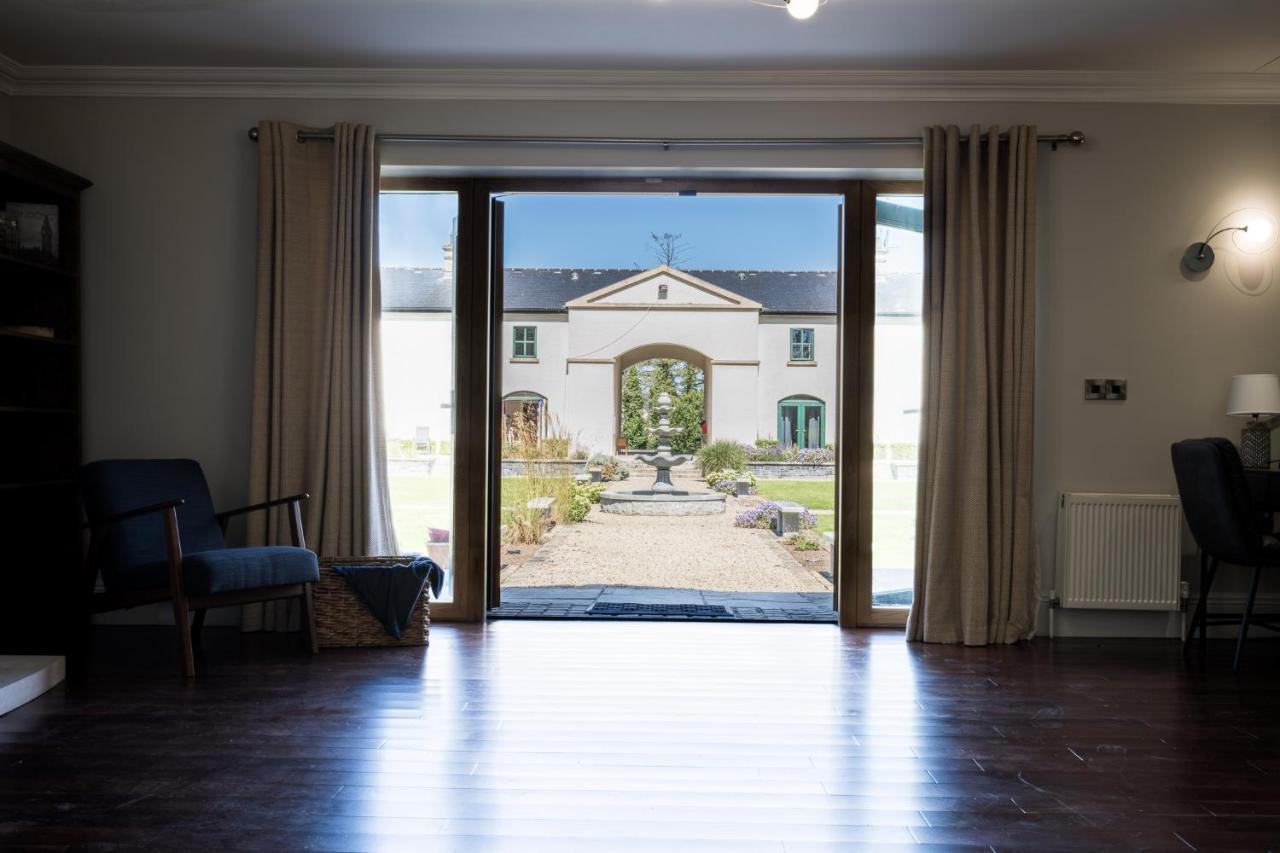 Escape Ordinary At Castle Hume Apartment เอนนิสคิลเลน ภายนอก รูปภาพ